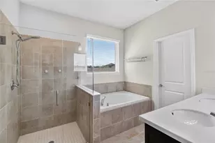13520 Palmera Vista Dr, Riverview, FL 33579 - Photo 25