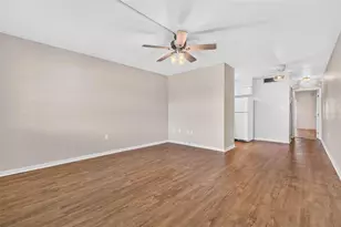 138 36th Ave N, Saint Petersburg, FL 33704 - Photo 13