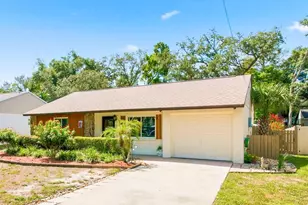 624 E Spruce St, Tarpon Springs, FL 34689 - Photo 39