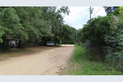 17990 SE 51st Street, Ocklawaha, FL 32179 - Photo 15