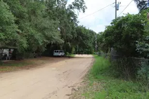 17990 SE 51st St, Ocklawaha, FL 32179 - Photo 15
