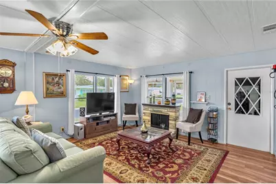 38546 Stafford Drive, Zephyrhills, FL 33540 - Photo 3