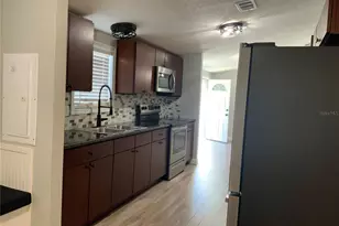10406 Brussels Dr, Riverview, FL 33578 - Photo 13