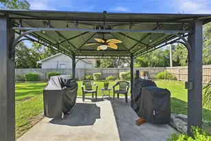 518 W 129th Ave, Tampa, FL 33612 - Photo 29