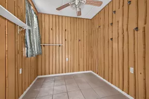 1000 79th Ave N, Saint Petersburg, FL 33702 - Photo 15
