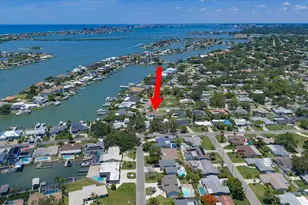 821 Jacaranda Dr, Largo, FL 33770 - Photo 5