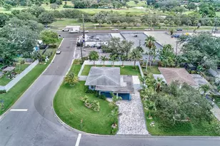 2425 Baywood Dr E, Dunedin, FL 34698 - Photo 39