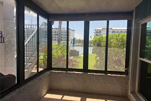 179 Medallion Blvd, Madeira Beach, FL 33708 - Photo 3