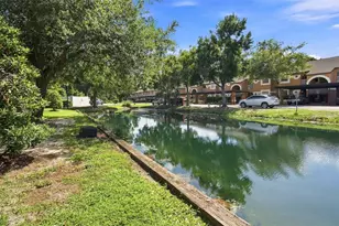 14635 Par Club Circle, Tampa, FL 33618 - Photo 37