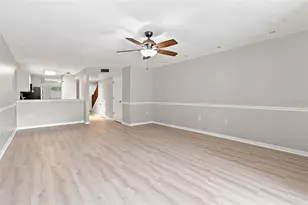 14635 Par Club Circle, Tampa, FL 33618 - Photo 7