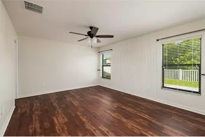 36077 Stable Wilk Avenue, Zephyrhills, FL 33541 - Photo 25