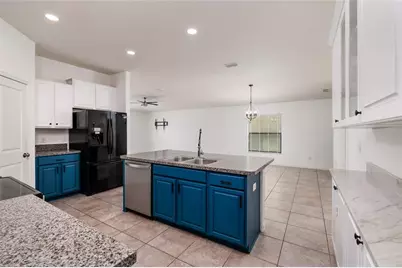 36077 Stable Wilk Avenue, Zephyrhills, FL 33541 - Photo 15