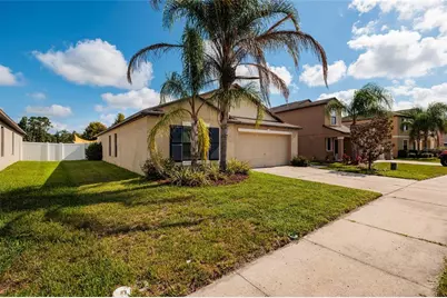 36077 Stable Wilk Avenue, Zephyrhills, FL 33541 - Photo 7