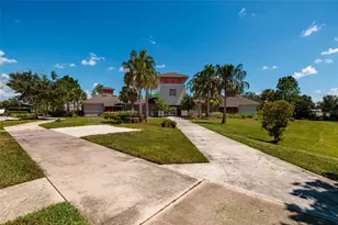 36077 Stable Wilk Ave, Zephyrhills, FL 33541 - Photo 37