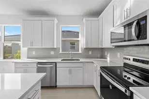 6855 Cali Ct, Nokomis, FL 34275 - Photo 13