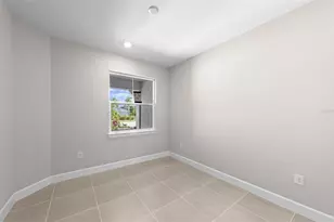 6855 Cali Ct, Nokomis, FL 34275 - Photo 9