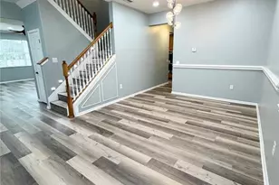 10638 Dawns Light Dr, Riverview, FL 33578 - Photo 5