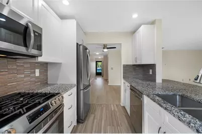 5970 80th Street N #409, Saint Petersburg, FL 33709 - Photo 17