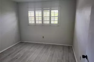 5970 80th St N, Saint Petersburg, FL 33709 - Photo 15