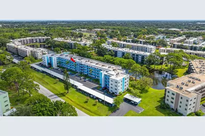 5970 80th Street N #409, Saint Petersburg, FL 33709 - Photo 1