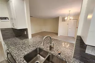 5970 80th St N, Saint Petersburg, FL 33709 - Photo 11