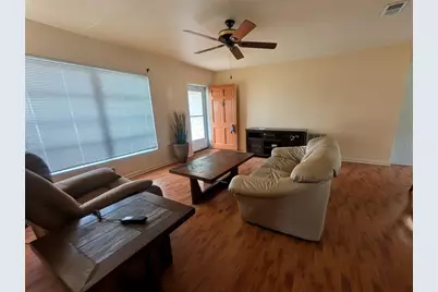 969 6th Avenue NE, Largo, FL 33770 - Photo 3