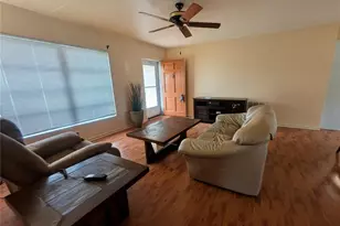 969 6th Ave NE, Largo, FL 33770 - Photo 3