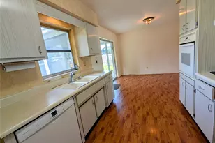 969 6th Ave NE, Largo, FL 33770 - Photo 9