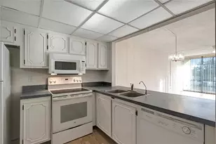 14130 Rosemary Ln, Largo, FL 33774 - Photo 15