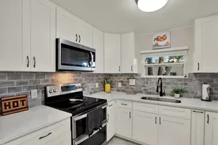 1945 Overbrook Ave, Clearwater, FL 33755 - Photo 3