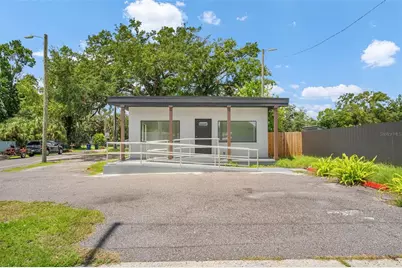 10302 N Nebraska Avenue, Tampa, FL 33612 - Photo 1