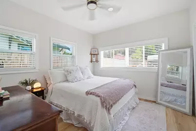 4120 Burlington Avenue N, Saint Petersburg, FL 33713 - Photo 15