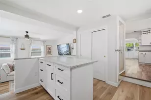 4120 Burlington Ave N, Saint Petersburg, FL 33713 - Photo 3