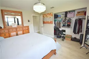 3123 39th St S, Saint Petersburg, FL 33711 - Photo 11