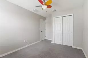 7052 Grand Elm Dr, Riverview, FL 33578 - Photo 13