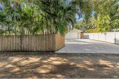 109 34th Avenue N, Saint Petersburg, FL 33704 - Photo 35