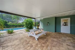 1216 S Pine Lake Dr, Tampa, FL 33612 - Photo 31