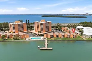 7400 Sunshine Skyway Ln S, Saint Petersburg, FL 33711 - Photo 3