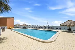 7400 Sunshine Skyway Ln S, Saint Petersburg, FL 33711 - Photo 29