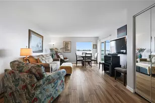 7400 Sunshine Skyway Ln S, Saint Petersburg, FL 33711 - Photo 11