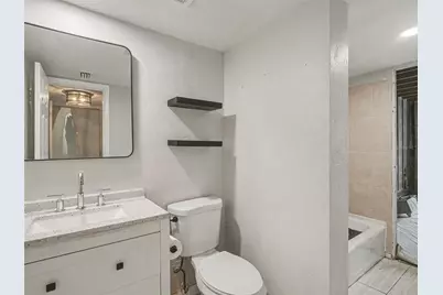 4023 Lake Bayshore Drive #112, Bradenton, FL 34205 - Photo 23
