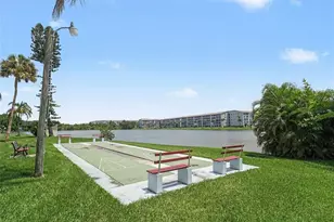 4023 Lake Bayshore Dr, Bradenton, FL 34205 - Photo 41