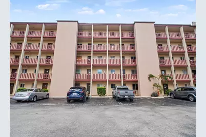 4023 Lake Bayshore Drive #112, Bradenton, FL 34205 - Photo 1
