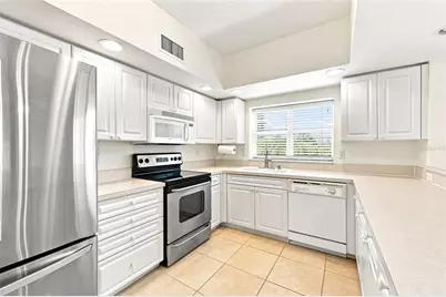 1200 Country Club Drive #4201, Largo, FL 33771 - Photo 11