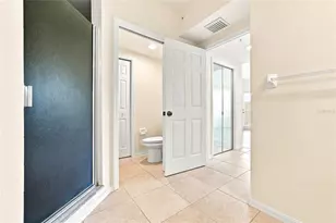 1200 Country Club Dr, Largo, FL 33771 - Photo 23