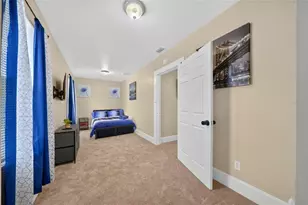 1615 14th St S, Saint Petersburg, FL 33705 - Photo 13