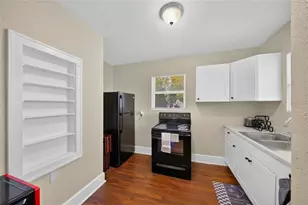 1615 14th St S, Saint Petersburg, FL 33705 - Photo 17