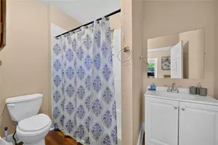 1615 14th St S, Saint Petersburg, FL 33705 - Photo 7