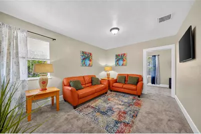1615 14th Street S, Saint Petersburg, FL 33705 - Photo 3