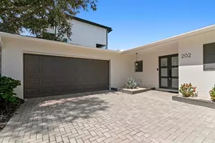 202 Driftwood Ln, Largo, FL 33770 - Photo 47